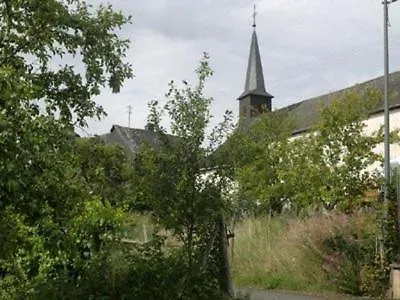 Penthouse Mosel Huntress