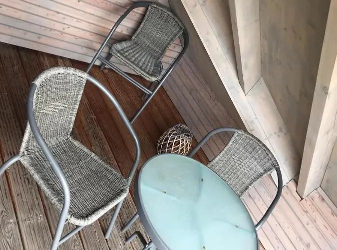 Penthouse Mosel Huntress