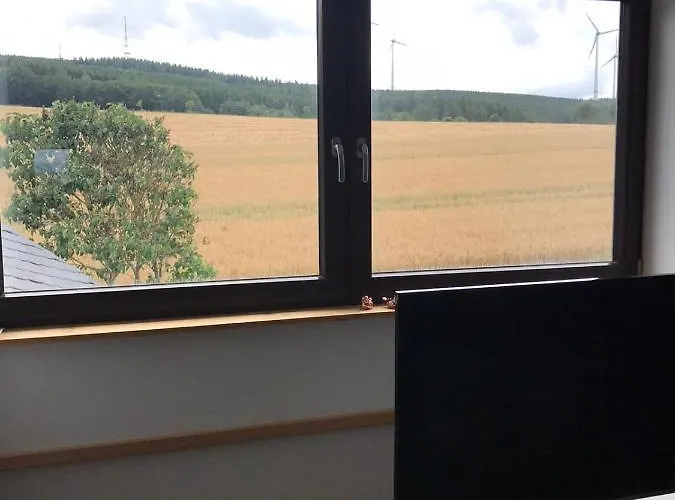 Penthouse Mosel Huntress *